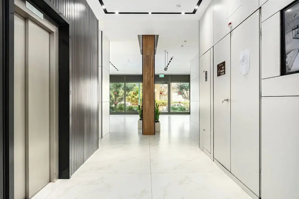 MAMAD - Sea Breeze Netanya Retreat by Sea N Rent