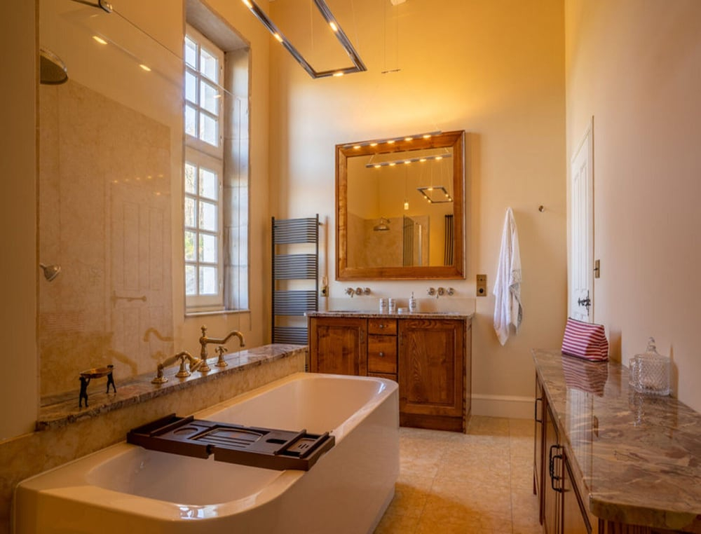 7-Bedroom Tarn Villa with Spa
