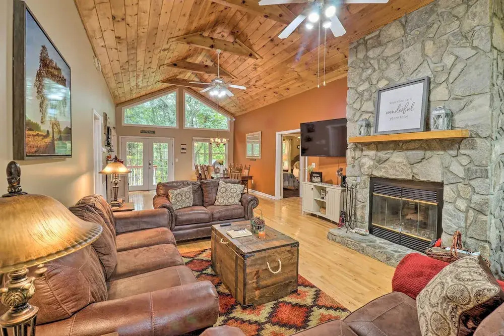 Rustic Red Cabin w/ Deck in Maggie Valley Club!