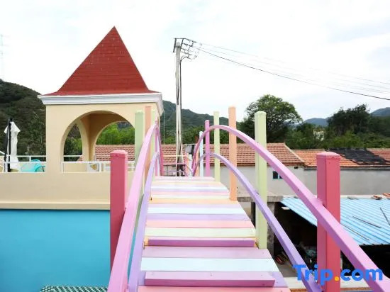 Tongban Parent-Child B&B (Yanqing Badaling Town)