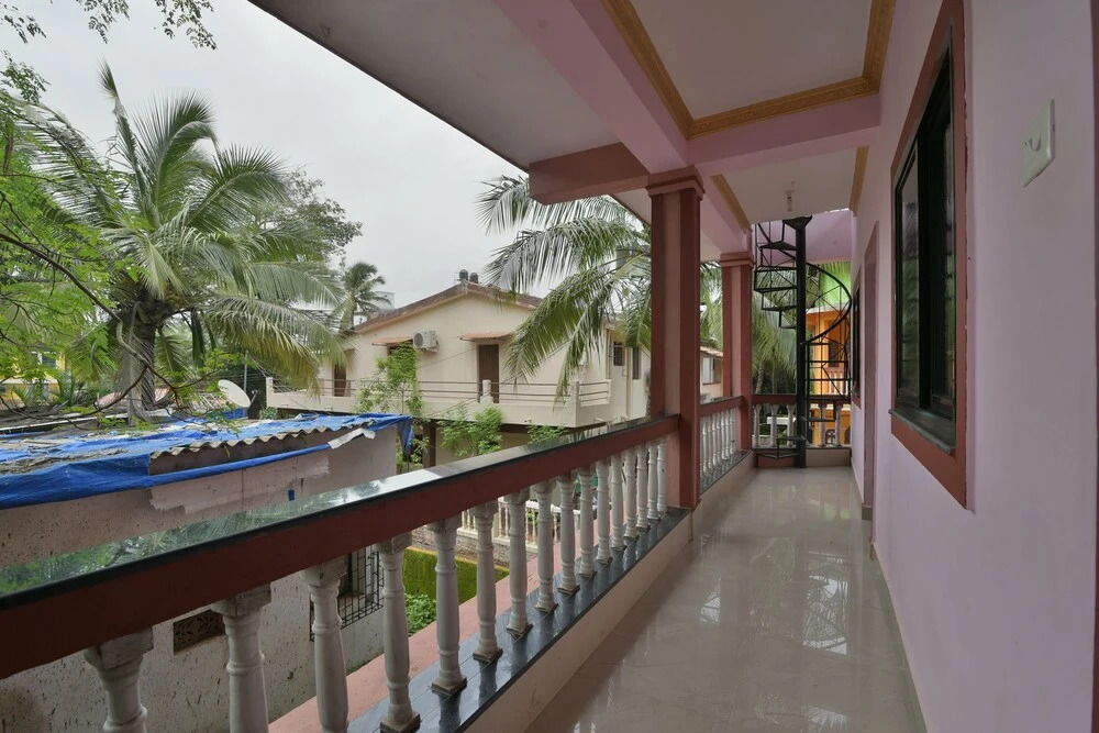 OYO 15390 Francis Goa Guest House