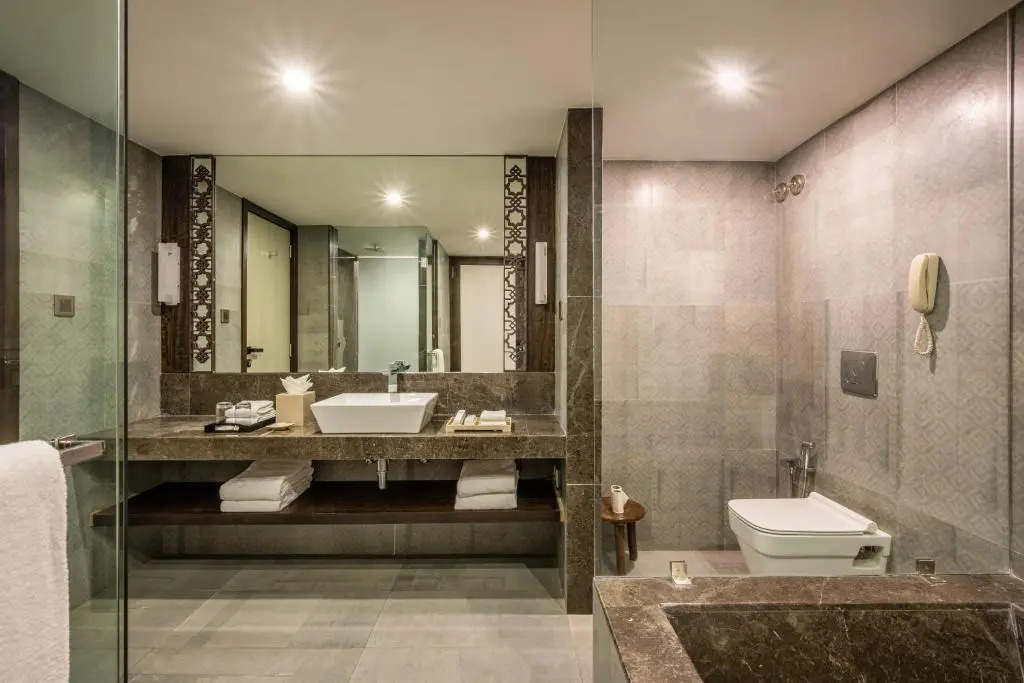 Silver Waves Resort & Spa - Daman
