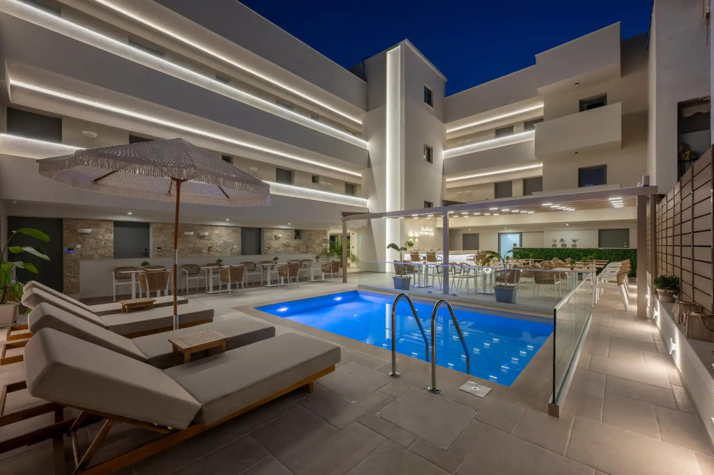 Sandy Seaside Suites