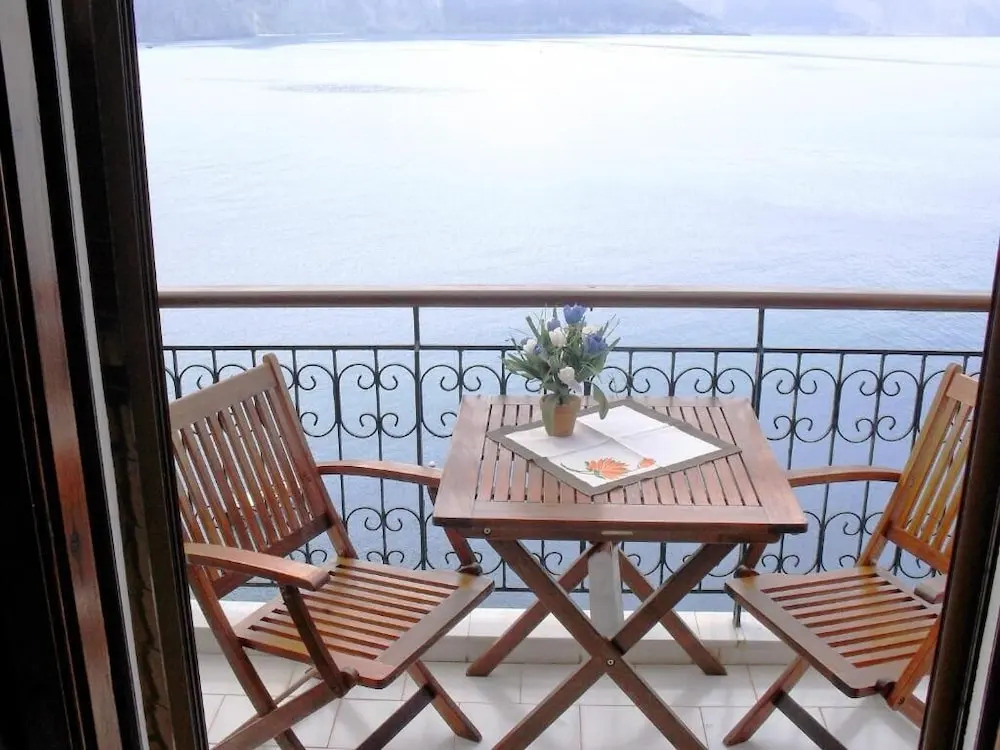 Assos Paradise Inn