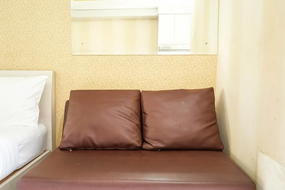 Cozy Studio Room Kalibata City Apartment