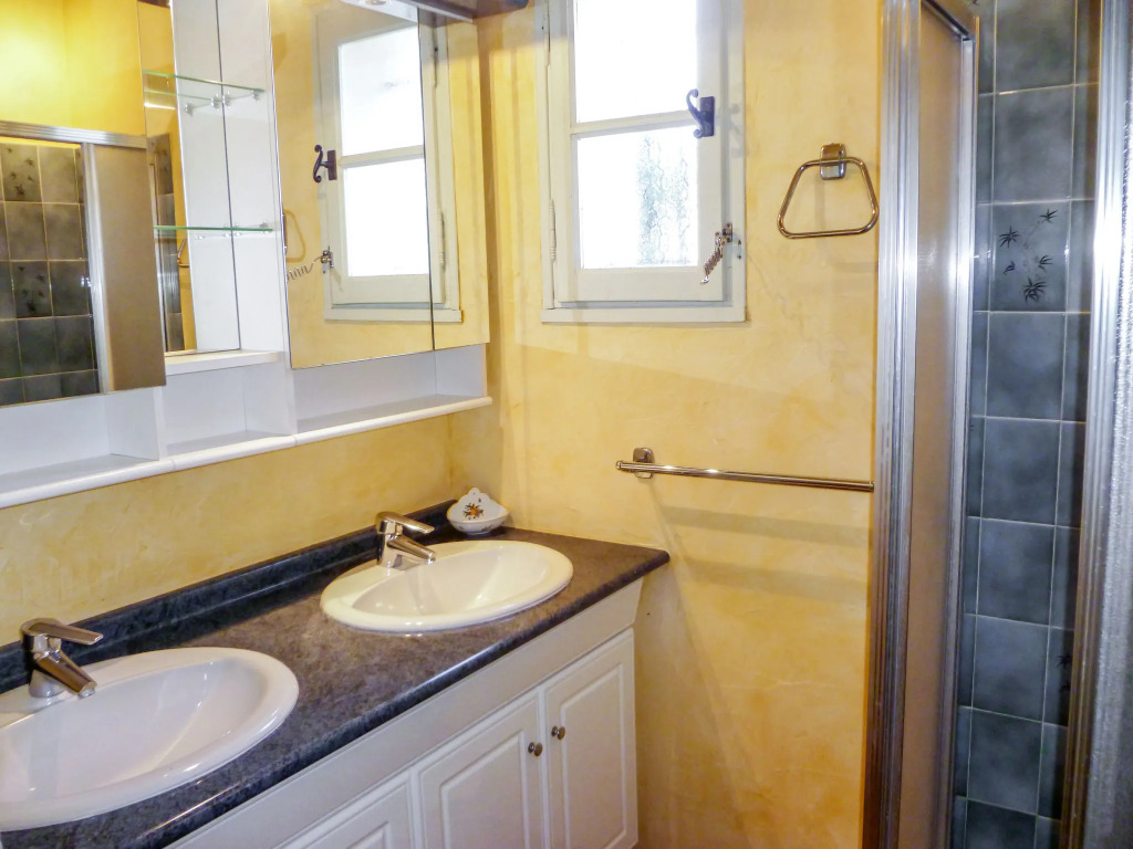 Villa Domaine Port dAlon by Interhome
