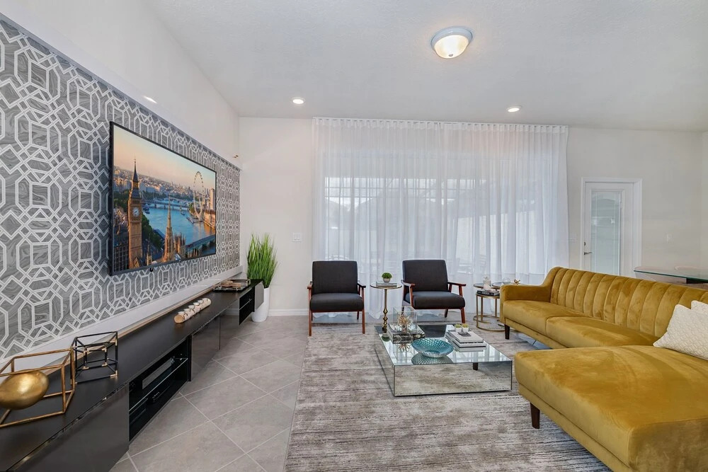 Sun Traveler @ Solterra By Shine Villas #113 5 Bedroom Townhouse