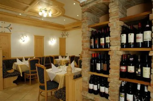 Hotel Falzares