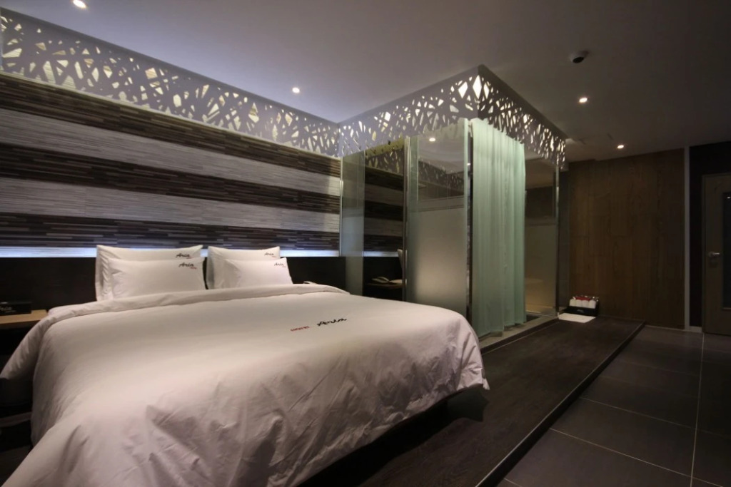 Aria Hotel