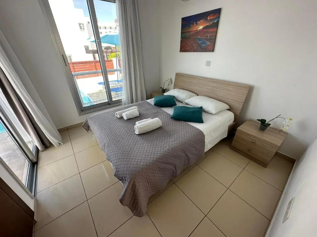 Villa Aqua Sunrise 1km From Beach With Sea Views