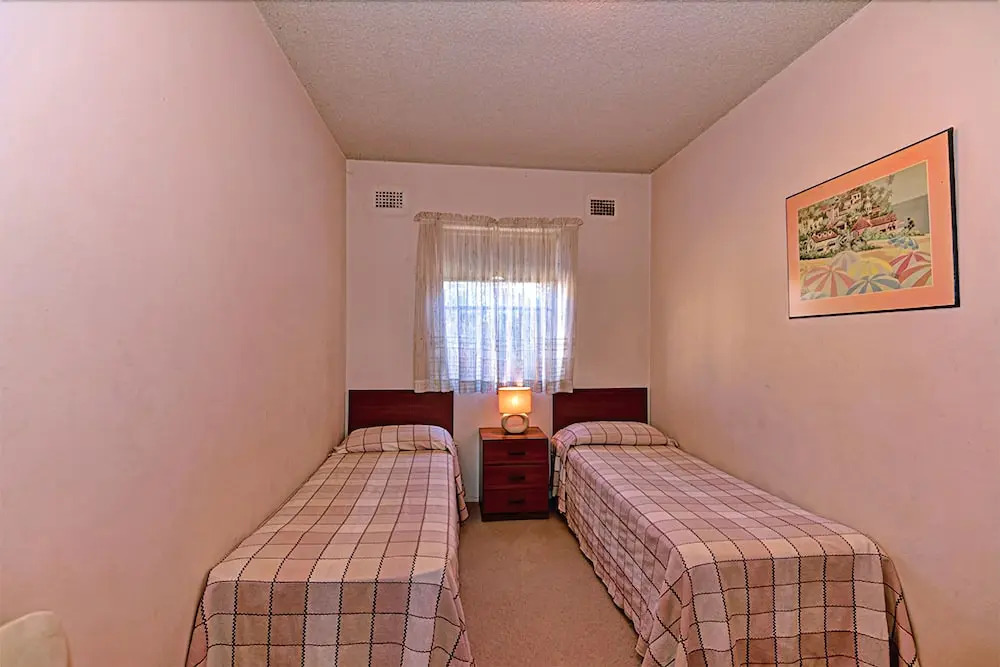 Dolphin Court - Unit 5