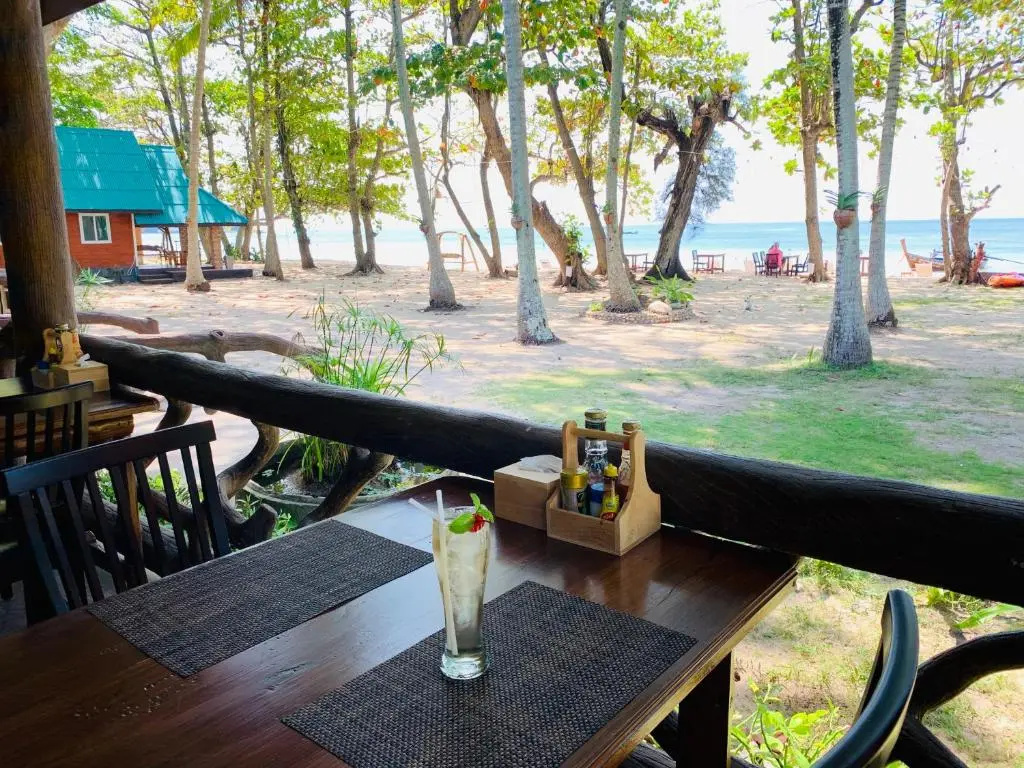 Koh Jum Delight Beach