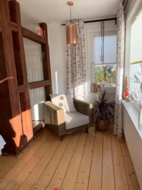 Appartment 5