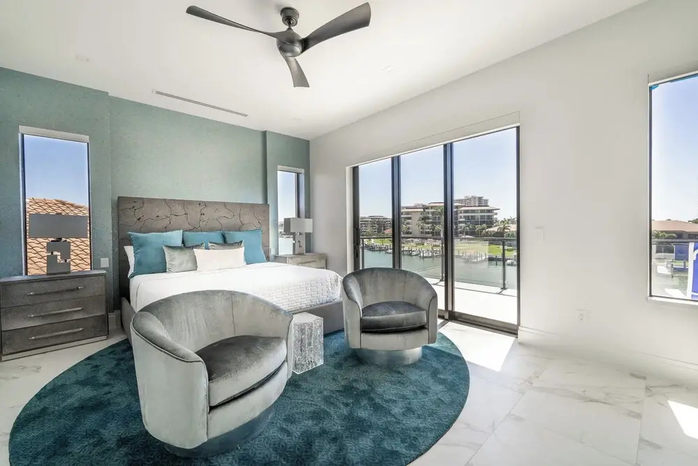 Luxe Home w Heated Infinity Pool on Marco Island