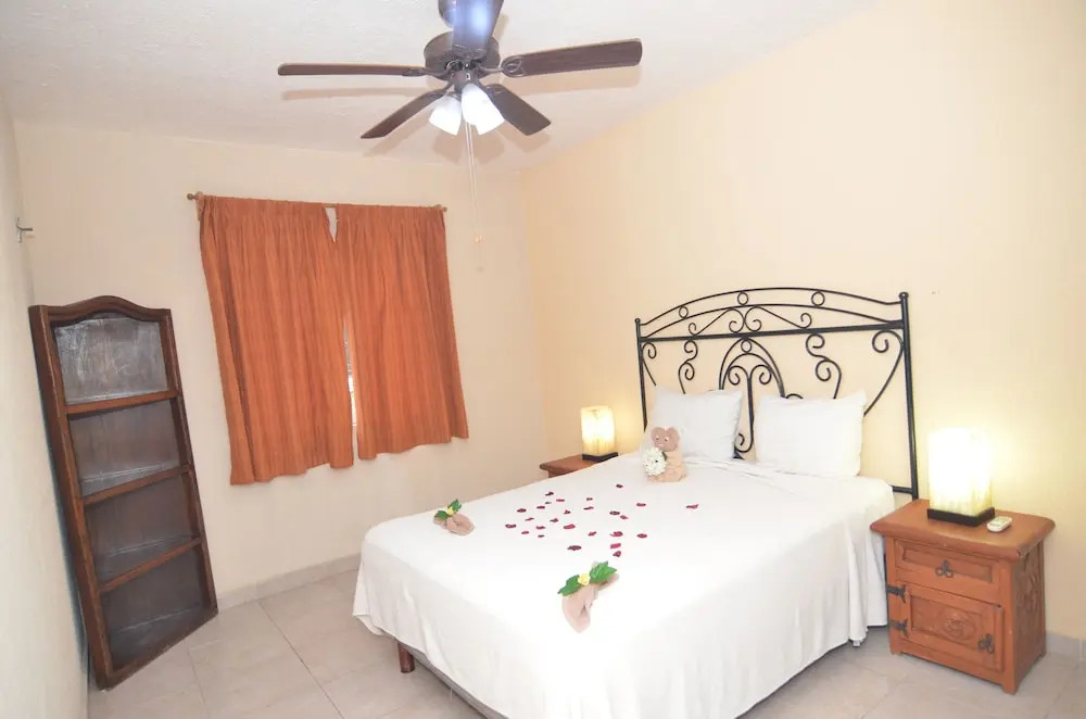 Ground level Apartment w Balcony RDS