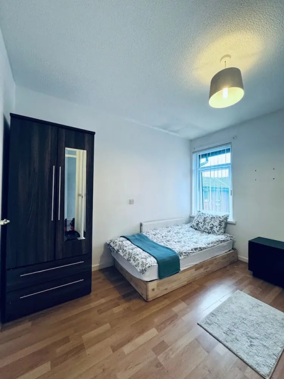 Gateshead Gem - Modern 3 Bedroom House