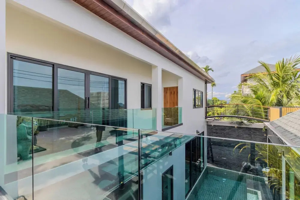 5BR Villa Waterfall Pool Movie Room V257