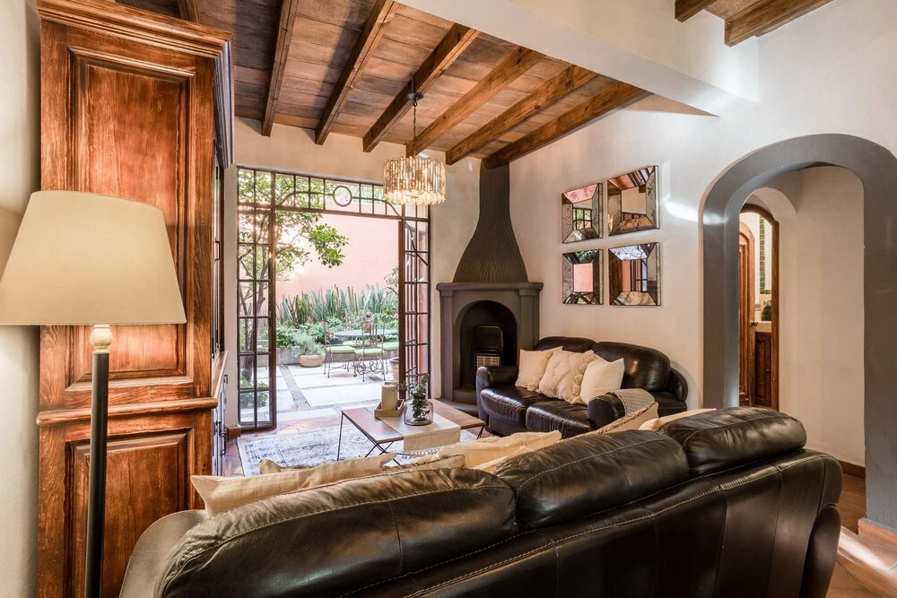 3-Bedroom Garden Home with Rooftop Terrace & Garage Parking