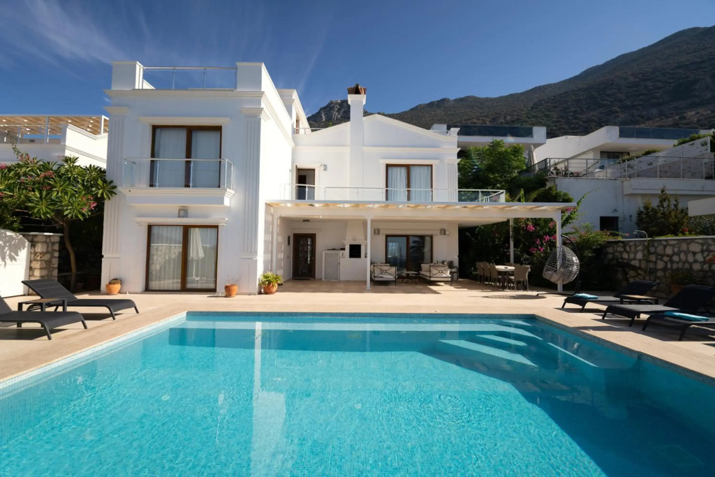 Villa Yakamoz