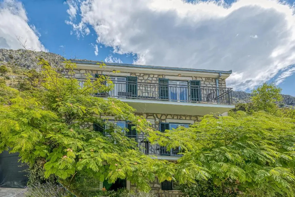 House Villa Danica