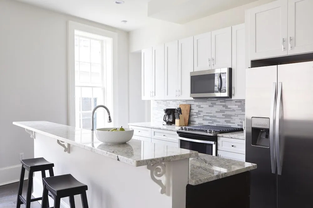 Magazine Street Deluxe Suites by Sonder