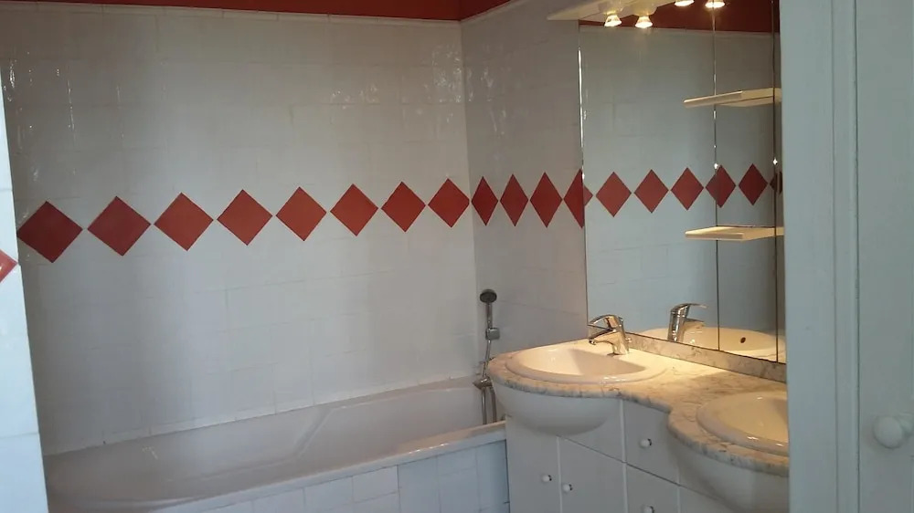 Villa With 6 Bedrooms in Béziers, With Private Pool, Enclosed Garden a