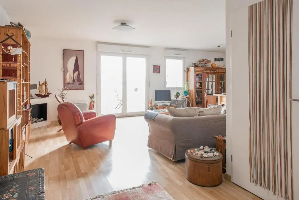 Appartement en résidence avec vue sur mer
