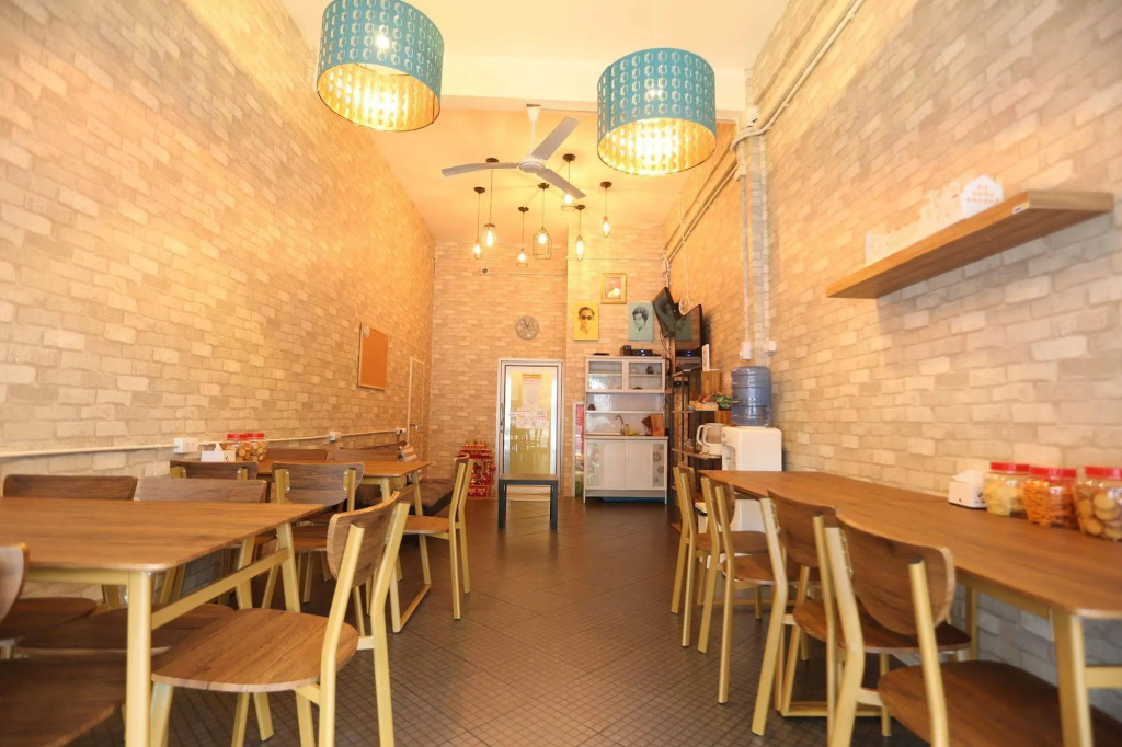 Blue Jasmine Hostel