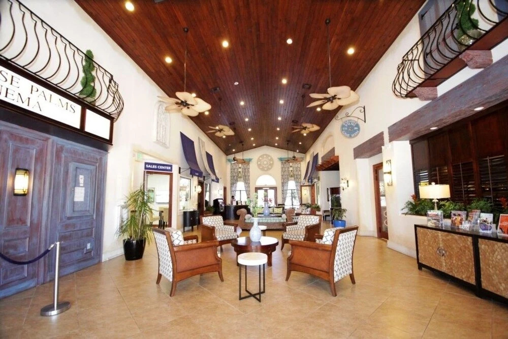 Spacious Family Getaway W/ Resort-3154pp 5 Bedroom Home by RedAwning