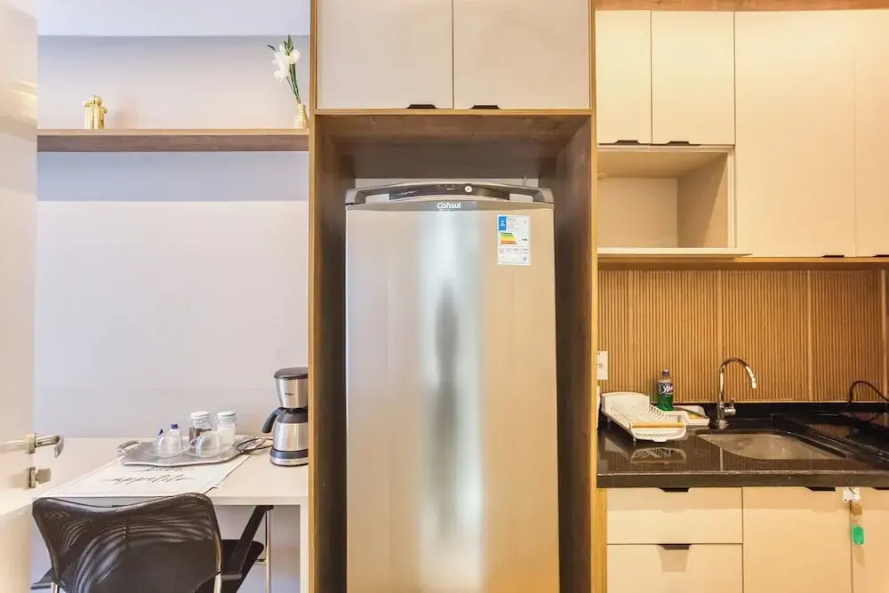 Flat na Vila Mariana c Varanda pr x ao Metr