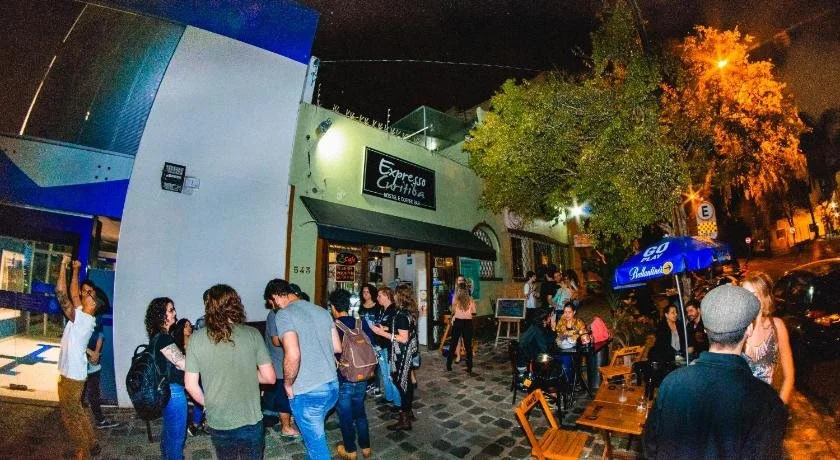 Expresso Curitiba Hostel e Coffee Bar