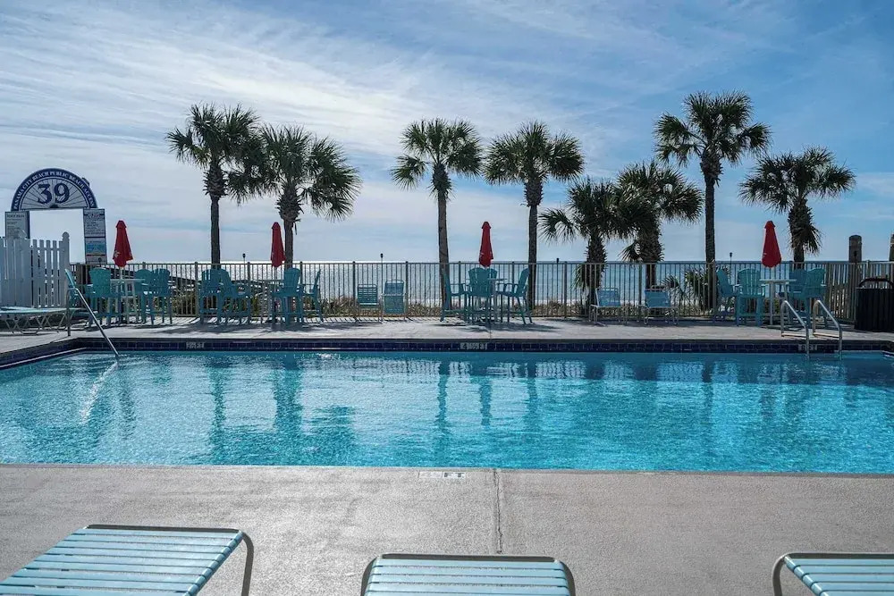 The Turtle Nest Resort Condo w/ Pool!