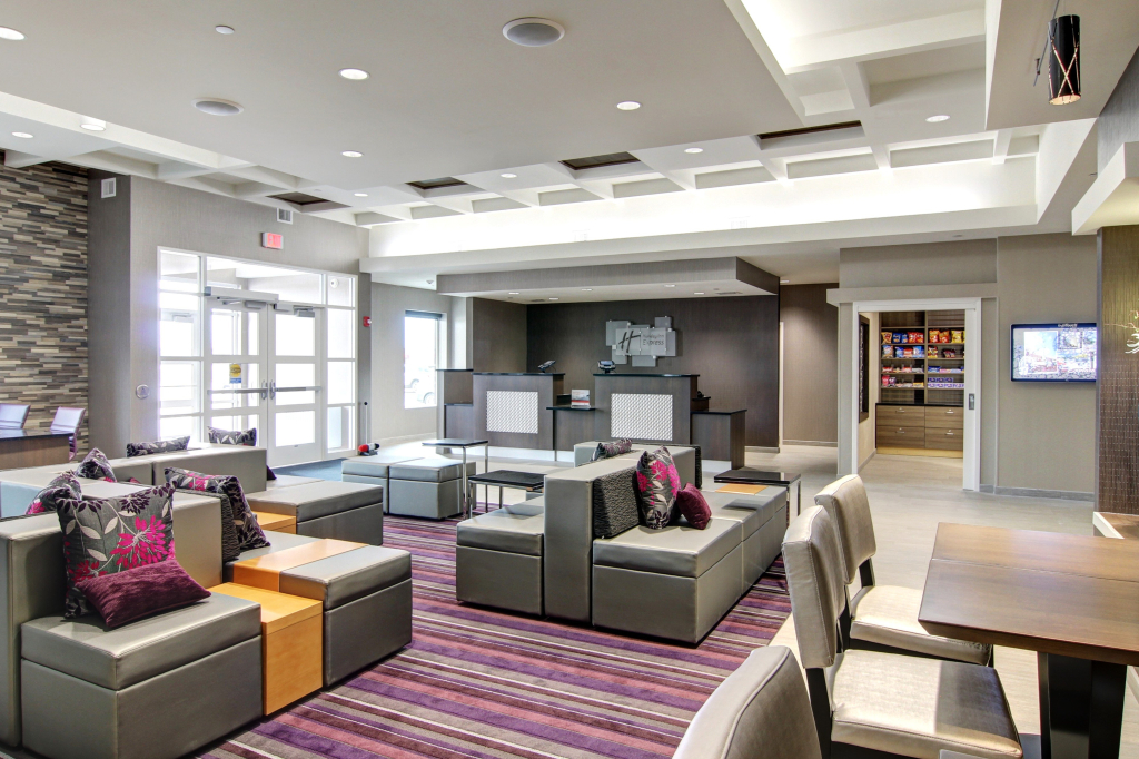 Holiday Inn Express Fargo SW - I-94 Medical Center by IHG