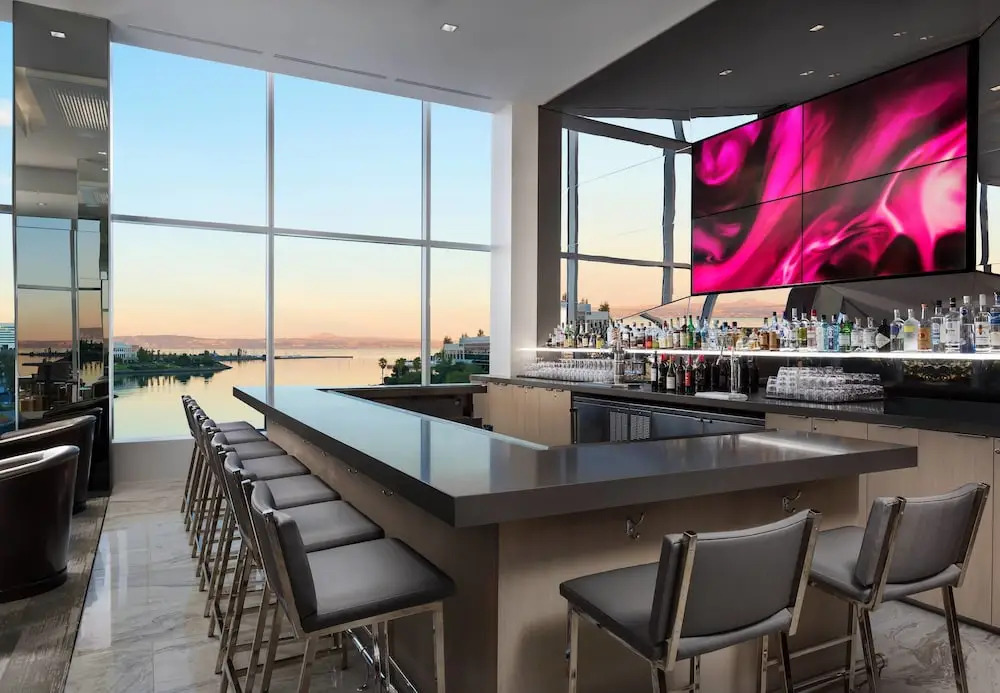 AC Hotel by Marriott San Francisco Airport/Oyster Point Waterfront