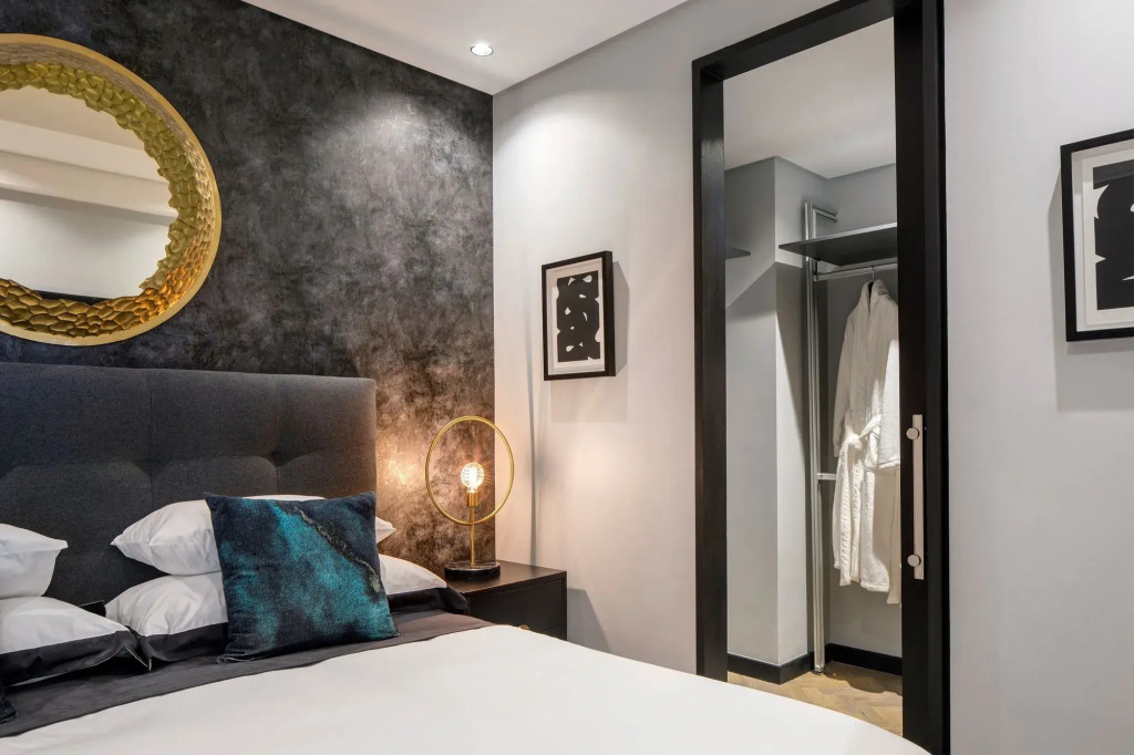 The Onyx Apartment Hotel by NEWMARK