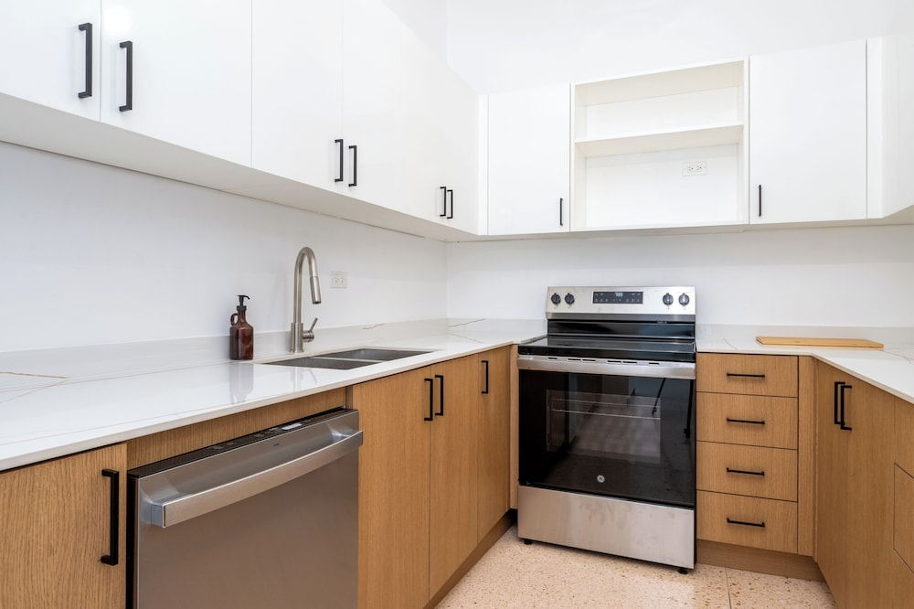 Ashford Apartments