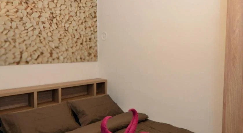Ginger Rooms