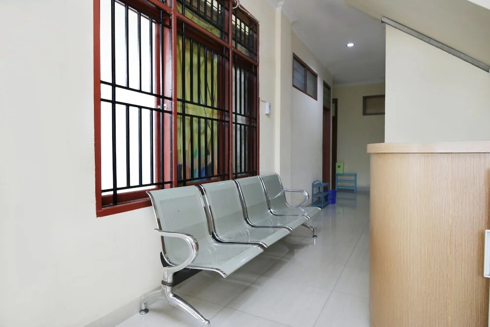 Airy Eco Ratu Indah Mawas Lima 2 Makassar