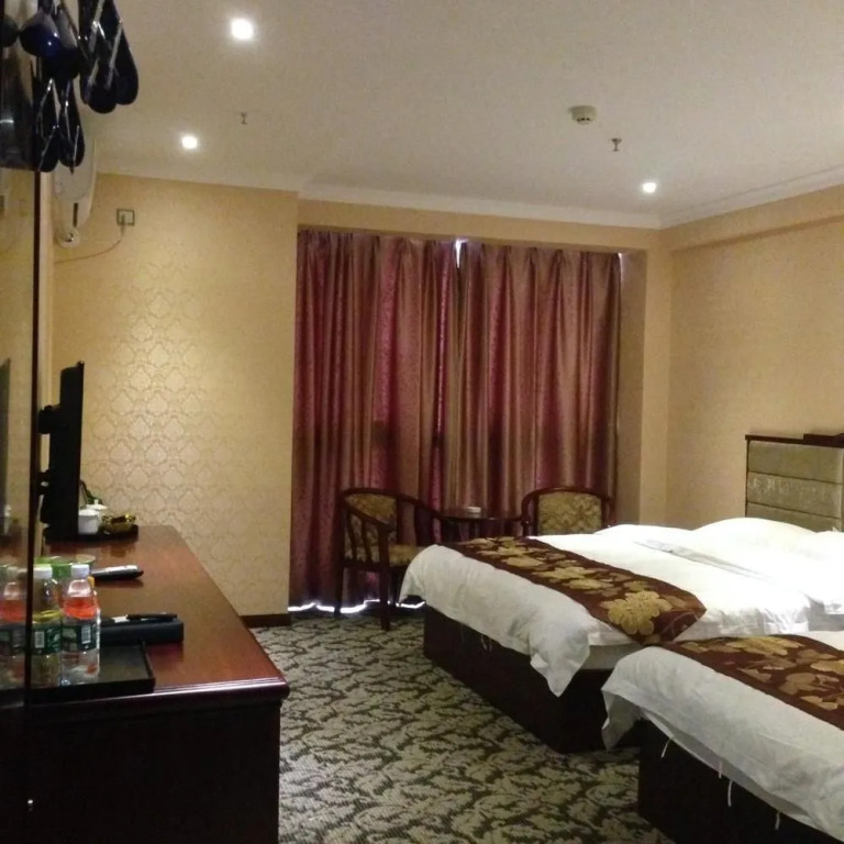 Vanble Hotel (Chongqing Yuanyang light rail station)