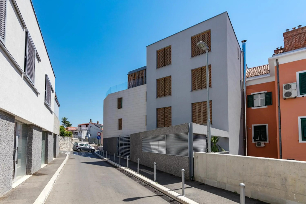 Luxury Apartment Kampanel