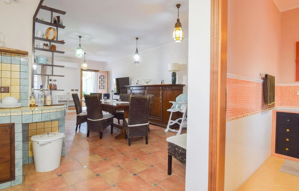 Amazing Home in Altavilla Milicia With Outdoor Swimming Pool, Wifi and 3 Bedrooms