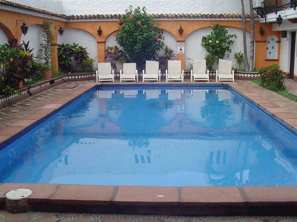 Hotel & Suites Coral