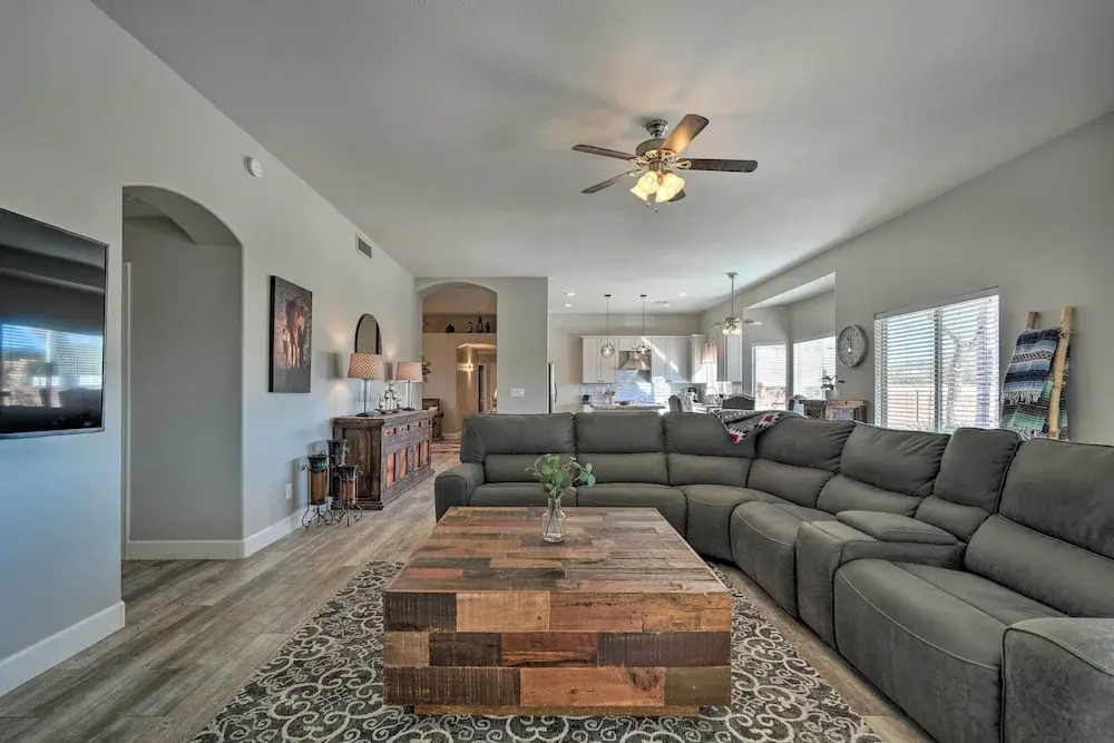 Hot Tub, Game Room! North Phoenix Desert Gem
