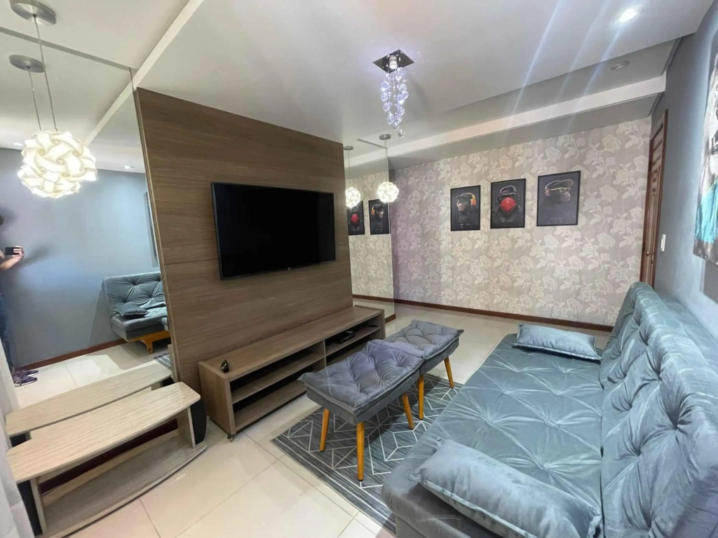 Apartamento c/estacionamento, próximo ao Shopping