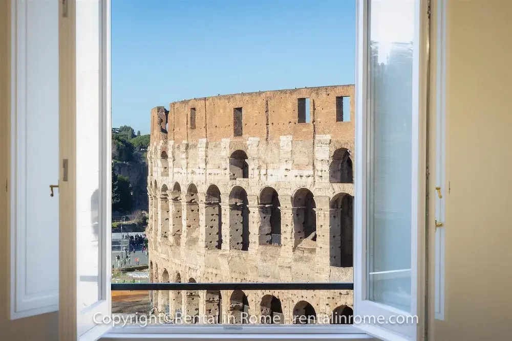 Rental in Rome View of the Colosseum Apartment