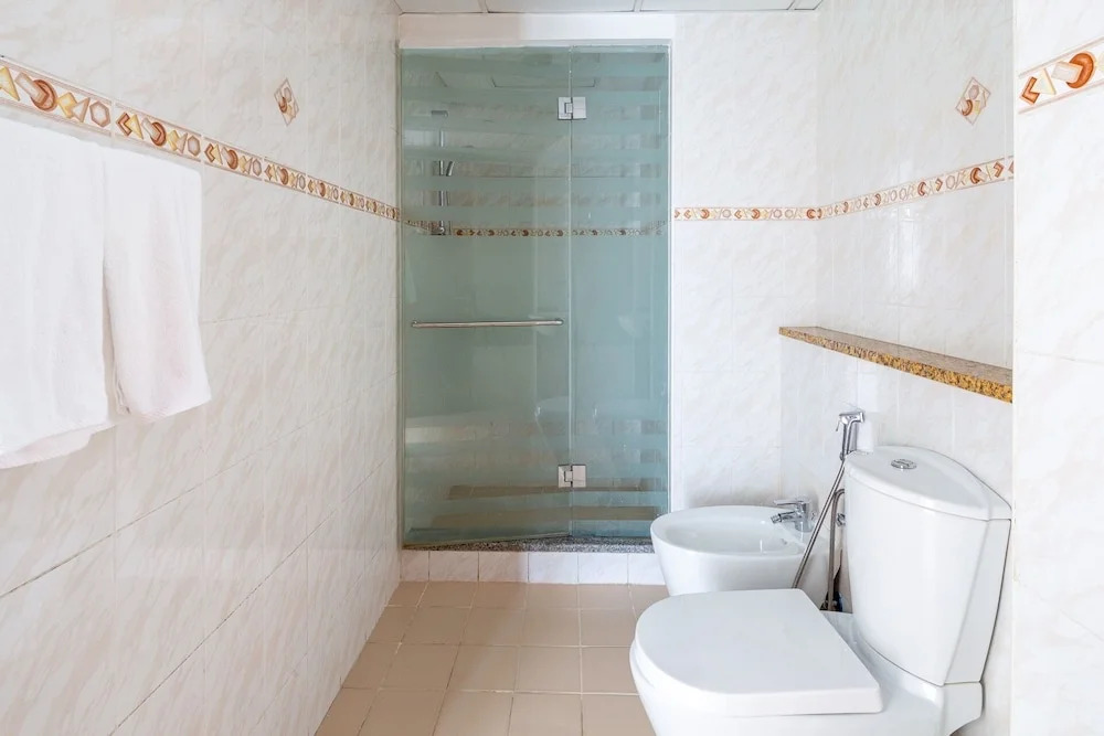 Fashionable 1BR in the Trendy Jlt! Sleeps 4!