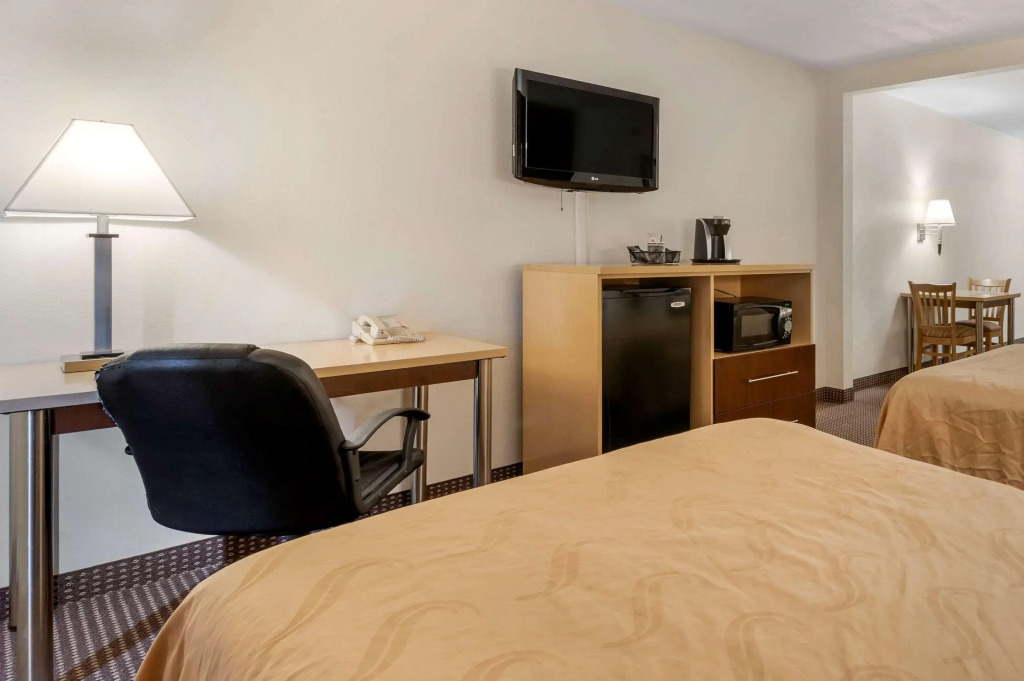 Surestay By Best Western Obetz Rickenbacker Airport