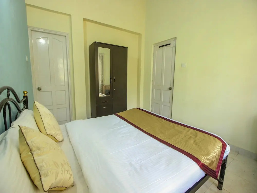 OYO 10093 Home Pool View 1BHK Calangute
