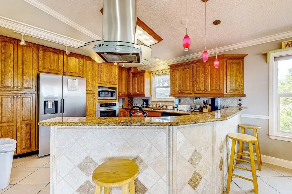 Tropical Gem w/ Courtyard & Large Deck Stroll 1 Block to Beach Boardwalk