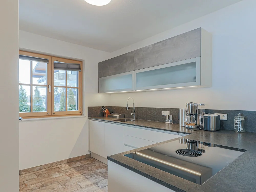 Luxury Villa in Ellmau with Hot Tub